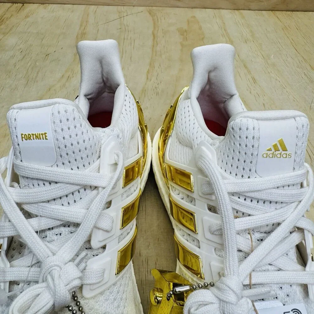 NEW Adidas X Fortnite Victory Crow Ultraboost White Gold Men's Shoes Sz 8